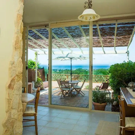 펜션 Casa Vista In Quartu Sant Elena, Capitana, With Sea View! 캐피타나