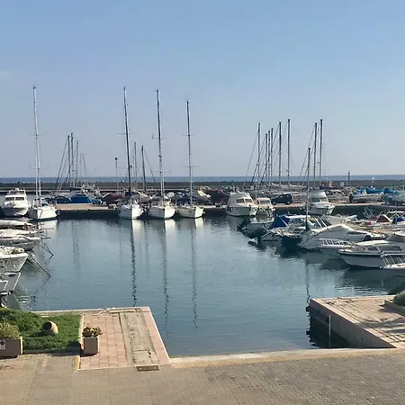 펜션 Casa Vista In Quartu Sant Elena, Capitana, With Sea View! 캐피타나